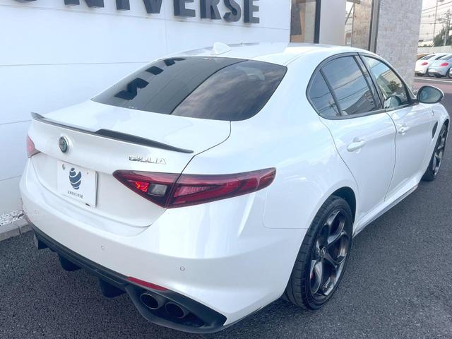 ジュリア クアドリフォリオ 510PS harmankardonサウンド APPLECARPLAY リアビューカメラ パワーシート シートヒーター アダプティブクルコン HIDヘッドライト 純正19インチアルミ ETC 禁煙(27枚目)