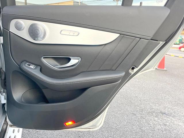 GLC GLC250 4マチックスポーツ(本革仕様) パノラミックスライディングルーフ 黒革 純正ナビTV 全周囲カメラ レーダーセーフティPKG Burmester シートヒーター パワーシート 純正19インチAW LEDヘッドランプ ETC 禁煙車(58枚目)