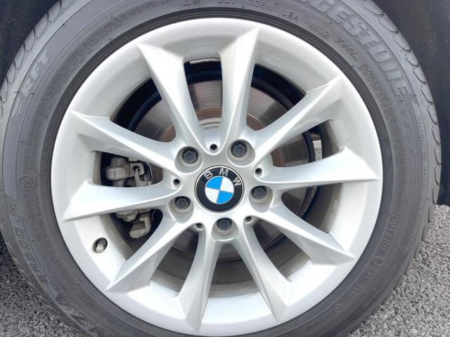 １シリーズ １１８ｄ　スタイル　パーキングサポートＰＫＧ　インテリジェントセーフティ　純正ナビ　リアビュ－カメラ　クルコン　ＬＥＤヘッドランプ／ＬＥＤフロントフォグ　６スピーカー　革巻ステアリング　純正１６インチアルミ　ＥＴＣ　禁煙（54枚目）