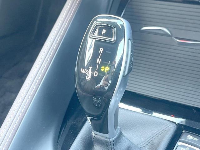 X2 xDrive 20i MスポーツX ハイラインPKG OP20インチアルミホイール 純正ナビ リアビューカメラ コンフォートアクセス パドルシフト ドライビングアシスト シートヒーター パワーバックドア LEDヘッドライト ETC 禁煙(32枚目)
