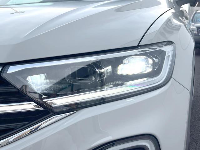 Ｔ－ロック ＴＤＩ　スタイル　ＤｉｓｃｏｖｅｒＰｒｏパッケージ　純正ナビ　Ａｐｐｌｅｃａｒｐｌａｙ　バックカメラ　アダプティブクルコン　純正１７インチＡＷ　パワーバックドア　スマートエントリー／スタートシステム　ＥＴＣ　禁煙車（13枚目）