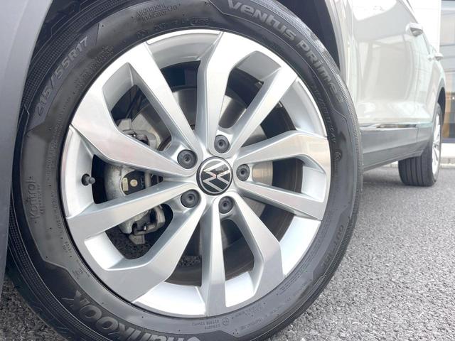 Ｔ－ロック ＴＤＩ　スタイル　ＤｉｓｃｏｖｅｒＰｒｏパッケージ　純正ナビ　Ａｐｐｌｅｃａｒｐｌａｙ　バックカメラ　アダプティブクルコン　純正１７インチＡＷ　パワーバックドア　スマートエントリー／スタートシステム　ＥＴＣ　禁煙車（14枚目）