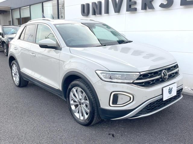 Ｔ－ロック ＴＤＩ　スタイル　ＤｉｓｃｏｖｅｒＰｒｏパッケージ　純正ナビ　Ａｐｐｌｅｃａｒｐｌａｙ　バックカメラ　アダプティブクルコン　純正１７インチＡＷ　パワーバックドア　スマートエントリー／スタートシステム　ＥＴＣ　禁煙車（17枚目）