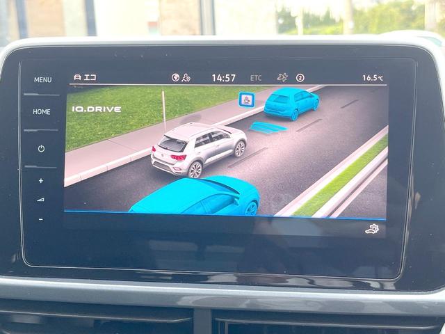 Ｔ－ロック ＴＤＩ　スタイル　ＤｉｓｃｏｖｅｒＰｒｏパッケージ　純正ナビ　Ａｐｐｌｅｃａｒｐｌａｙ　バックカメラ　アダプティブクルコン　純正１７インチＡＷ　パワーバックドア　スマートエントリー／スタートシステム　ＥＴＣ　禁煙車（24枚目）
