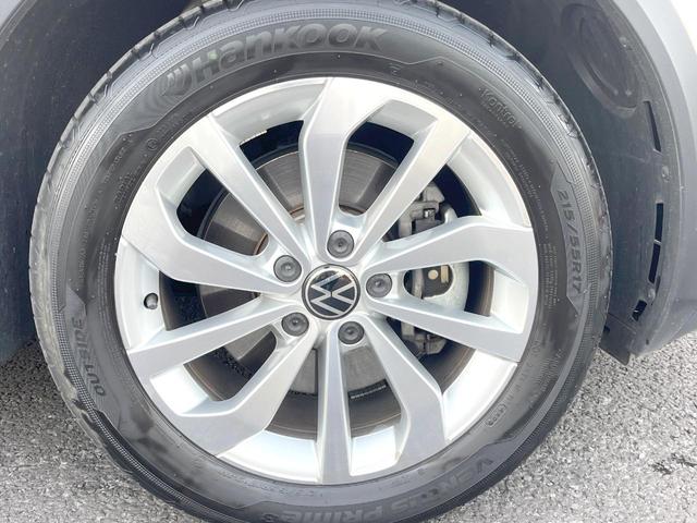 Ｔ－ロック ＴＤＩ　スタイル　ＤｉｓｃｏｖｅｒＰｒｏパッケージ　純正ナビ　Ａｐｐｌｅｃａｒｐｌａｙ　バックカメラ　アダプティブクルコン　純正１７インチＡＷ　パワーバックドア　スマートエントリー／スタートシステム　ＥＴＣ　禁煙車（48枚目）