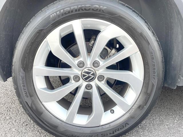 Ｔ－ロック ＴＤＩ　スタイル　ＤｉｓｃｏｖｅｒＰｒｏパッケージ　純正ナビ　Ａｐｐｌｅｃａｒｐｌａｙ　バックカメラ　アダプティブクルコン　純正１７インチＡＷ　パワーバックドア　スマートエントリー／スタートシステム　ＥＴＣ　禁煙車（52枚目）