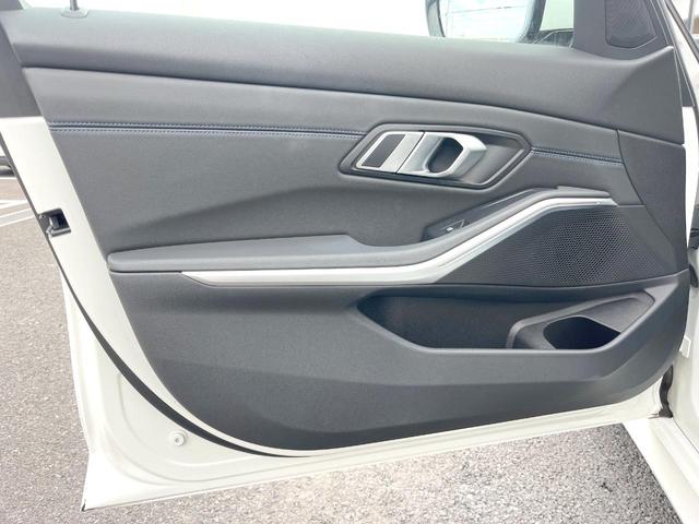 3シリーズ 320i Mスポーツ コンフォートPKG パーキングアシストプラス 電動ランバーサポート AppleCarPlay 純正ナビ パワーシート シートヒーター パワートランク 純正18インチAW LEDヘッド ETC 禁煙車(24枚目)