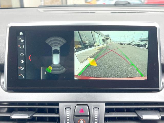 2シリーズ 218dグランツアラー ラグジュアリー コンフォートPKG 黒革シート 純正ナビ バックカメラ パワーシート シートヒーター パワーバックドア コンフォートアクセス LEDヘッドランプ 純正17インチAW ドライビングアシスト ETC 禁煙(5枚目)