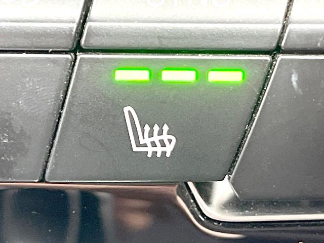 2シリーズ 218dグランツアラー ラグジュアリー コンフォートPKG 黒革シート 純正ナビ バックカメラ パワーシート シートヒーター パワーバックドア コンフォートアクセス LEDヘッドランプ 純正17インチAW ドライビングアシスト ETC 禁煙(7枚目)