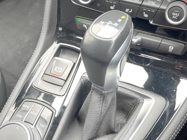 2シリーズ 218dグランツアラー ラグジュアリー コンフォートPKG 黒革シート 純正ナビ バックカメラ パワーシート シートヒーター パワーバックドア コンフォートアクセス LEDヘッドランプ 純正17インチAW ドライビングアシスト ETC 禁煙(32枚目)