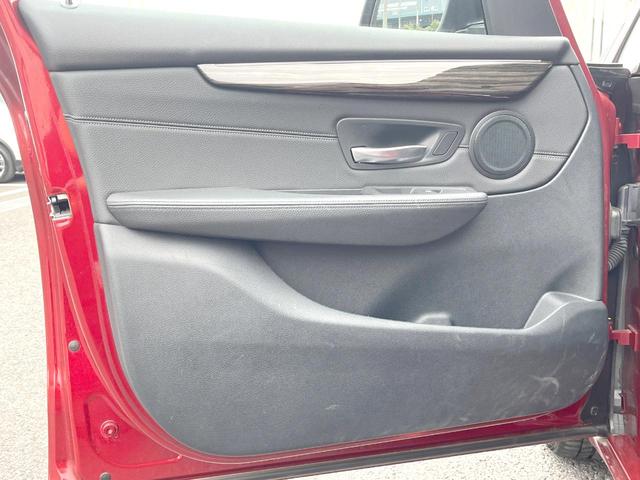 2シリーズ 218dグランツアラー ラグジュアリー コンフォートPKG 黒革シート 純正ナビ バックカメラ パワーシート シートヒーター パワーバックドア コンフォートアクセス LEDヘッドランプ 純正17インチAW ドライビングアシスト ETC 禁煙(43枚目)