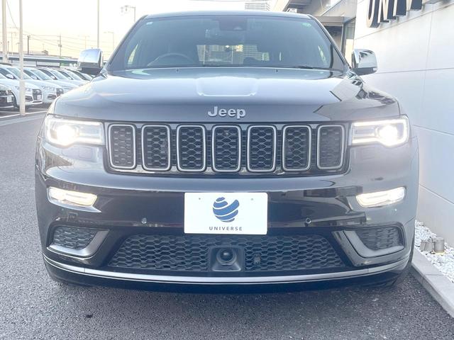 ジープ・グランドチェロキー Ｓモデル　特別仕様車　サンルーフ　純正ナビＴＶ　バックカメラ　アダプティブクルーズ　ブレーキアシスト　ブラインドスポット　車線逸脱警報　全席シートヒーター　デュアルダークマフラー　電動リア　純正２０インチアルミ（15枚目）