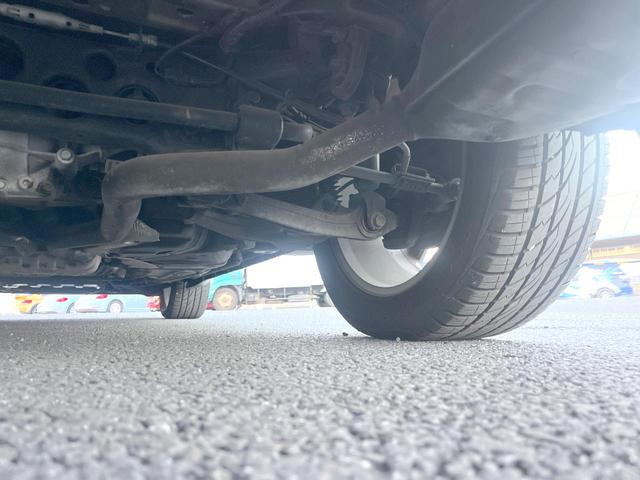 ジープ・グランドチェロキー Ｓモデル　特別仕様車　サンルーフ　純正ナビＴＶ　バックカメラ　アダプティブクルーズ　ブレーキアシスト　ブラインドスポット　車線逸脱警報　全席シートヒーター　デュアルダークマフラー　電動リア　純正２０インチアルミ（22枚目）