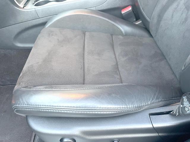 ジープ・グランドチェロキー Ｓモデル　特別仕様車　サンルーフ　純正ナビＴＶ　バックカメラ　アダプティブクルーズ　ブレーキアシスト　ブラインドスポット　車線逸脱警報　全席シートヒーター　デュアルダークマフラー　電動リア　純正２０インチアルミ（51枚目）