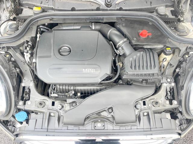 MINI クーパー 5ドア カメラ/パーキングアシストPKG LEDライトPKG ペッパーPKG 純正ナビ リアビューカメラ パークディスタンスコントロール コンフォートアクセス 純正15インチアルミホイール ETC(19枚目)