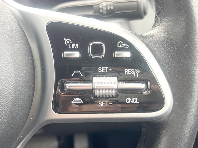 ＧＬＢ ＧＬＢ２００ｄ　１オーナー　ナビゲーションＰＫＧ　レーダーセーフティＰＫＧ　純正ナビＴＶ　３６０度カメラ　パワーシート　前席シートヒーター　ＬＥＤヘッドランプ　フットトランクオープナー　純正１８インチアルミ　ＥＴＣ（7枚目）