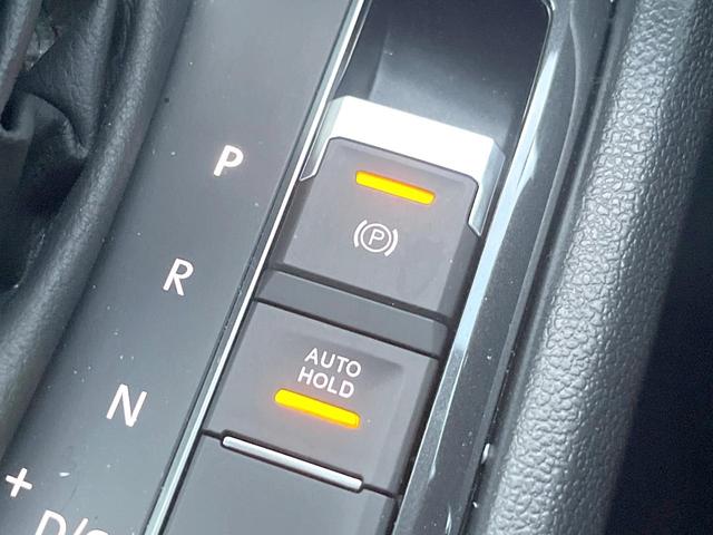 ティグアン ＴＤＩ　４モーション　ハイライン　サンルーフ　ＤＣＣパッケージ　レザーシートＰＫＧ　ＡＰＰＬＥＣＡＲＰＬＡＹ　純正ナビＴＶ　３６０度カメラ　スマートエントリー　シートヒーター　アダプティブクルコン　ブラインドスポットアシスト　禁煙車（42枚目）