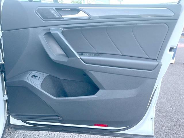 ティグアン ＴＤＩ　４モーション　ハイライン　サンルーフ　ＤＣＣパッケージ　レザーシートＰＫＧ　ＡＰＰＬＥＣＡＲＰＬＡＹ　純正ナビＴＶ　３６０度カメラ　スマートエントリー　シートヒーター　アダプティブクルコン　ブラインドスポットアシスト　禁煙車（49枚目）
