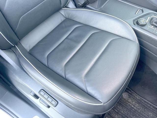 ティグアン ＴＤＩ　４モーション　ハイライン　サンルーフ　ＤＣＣパッケージ　レザーシートＰＫＧ　ＡＰＰＬＥＣＡＲＰＬＡＹ　純正ナビＴＶ　３６０度カメラ　スマートエントリー　シートヒーター　アダプティブクルコン　ブラインドスポットアシスト　禁煙車（60枚目）