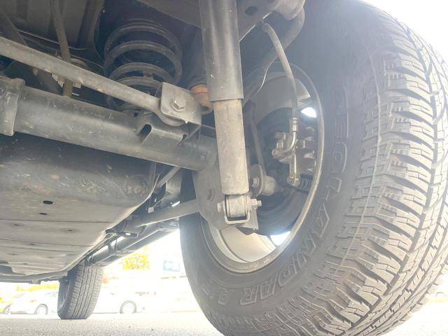 ジープ・ラングラーアンリミテッド サハラ　ＳＡＨＡＲＡ刺繍入革シート　シートヒーター　カロッツェリア製ナビＴＶ　バックカメラ　クルーズコントロール　サイドカメラ　純正１８インチＡＷ　オートエアコン　オートライト　サイドステップ　ＥＴＣ　禁煙車（21枚目）