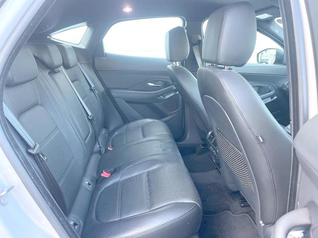 Eペイス S 250PS デモストペシフィケーションパック セレクトパック ブラックパック スマートフォンパック 黒革シート AppleCarPlay 全周囲カメラ アダプティブクルコン パワーシート・ヒーター ETC 禁煙車(10枚目)