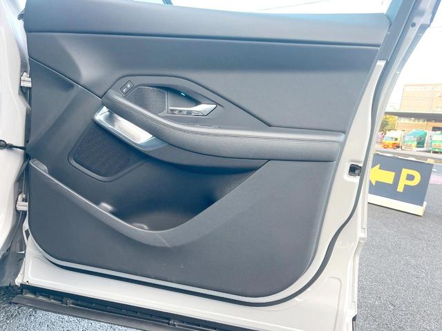 Eペイス S 250PS デモストペシフィケーションパック セレクトパック ブラックパック スマートフォンパック 黒革シート AppleCarPlay 全周囲カメラ アダプティブクルコン パワーシート・ヒーター ETC 禁煙車(45枚目)