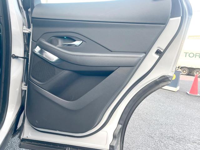 Eペイス S 250PS デモストペシフィケーションパック セレクトパック ブラックパック スマートフォンパック 黒革シート AppleCarPlay 全周囲カメラ アダプティブクルコン パワーシート・ヒーター ETC 禁煙車(47枚目)