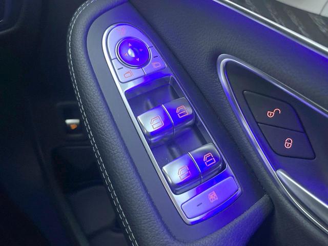 Cクラス C200ローレウスエディションスポーツプラスパック 特別仕様車 レーダーセーフティPKG HUD 革シート 純正ナビTV リアビューカメラ キーレスゴー シートヒーター パワーシート LEDヘッドライト ハイビームアシスト 純正18インチアルミ 禁煙(25枚目)