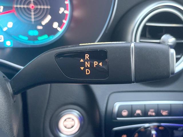 Cクラス C200ローレウスエディションスポーツプラスパック 特別仕様車 レーダーセーフティPKG HUD 革シート 純正ナビTV リアビューカメラ キーレスゴー シートヒーター パワーシート LEDヘッドライト ハイビームアシスト 純正18インチアルミ 禁煙(30枚目)