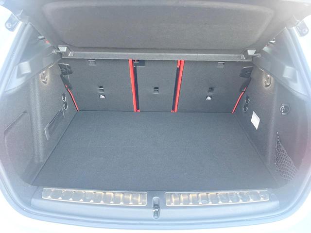 １シリーズ １１８ｄ　Ｍスポーツエディションジョイ＋ハイラインＰ　ハイラインＰＫＧ　ストレージＰＫＧ　コンフォートＰＫＧ　ｉＤｒｉｖｅナビゲーションＰＫＧ　純正ナビ　リアビューカメラ　アクティブクルーズ　ドライビングアシスト　ＬＥＤヘッドライト　コンフォートアクセス（10枚目）