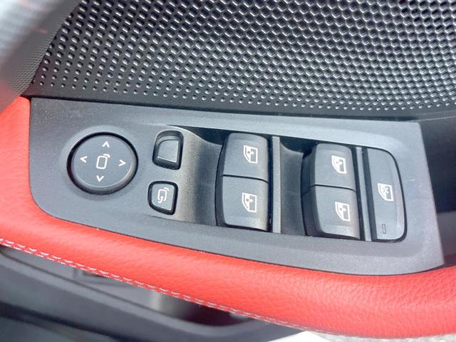 １シリーズ １１８ｄ　Ｍスポーツエディションジョイ＋ハイラインＰ　ハイラインＰＫＧ　ストレージＰＫＧ　コンフォートＰＫＧ　ｉＤｒｉｖｅナビゲーションＰＫＧ　純正ナビ　リアビューカメラ　アクティブクルーズ　ドライビングアシスト　ＬＥＤヘッドライト　コンフォートアクセス（29枚目）