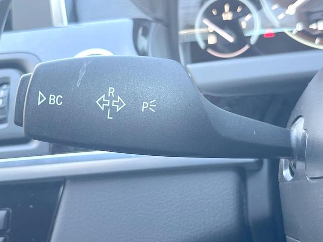 ６シリーズ ６４０ｉグランクーペ　Ｍスポーツパッケージ　サンルーフ　白革シート　ＬＥＤヘッド　純正ナビＴＶ　バックカメラ　パワーシート・ヒーター　クルーズコントロール　純正１９インチアルミ　ルームミラー内蔵ＥＴＣ　禁煙車（29枚目）