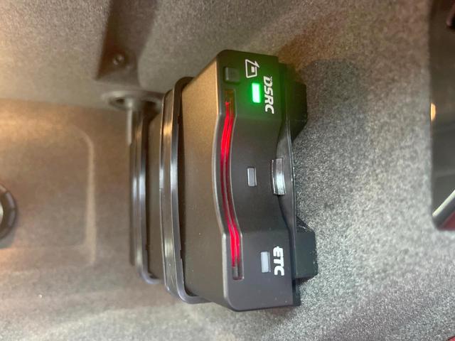 マカン マカンＳ　２０１９ＭＹ　サンルーフ　レザーＰＫＧ　スポーツクロノＰＫＧ　純正２１インチＡＷ　ＢＯＳＥサウンド　エントリードライブ　シートヒーター／ベンチレーション　ドライバーメモリーＰＫＧ　ＣＤ／ＤＶＤ　禁煙（28枚目）