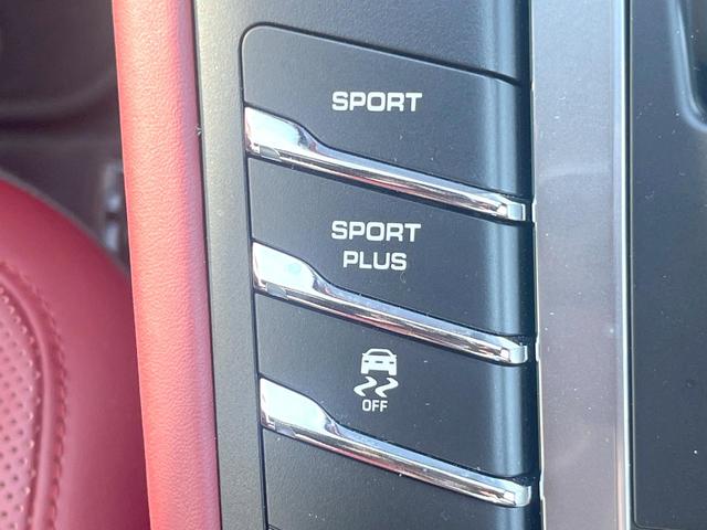 マカン マカンＳ　２０１９ＭＹ　サンルーフ　レザーＰＫＧ　スポーツクロノＰＫＧ　純正２１インチＡＷ　ＢＯＳＥサウンド　エントリードライブ　シートヒーター／ベンチレーション　ドライバーメモリーＰＫＧ　ＣＤ／ＤＶＤ　禁煙（44枚目）