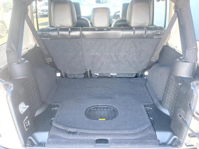 ●トランクルーム：趣味が広がる収容スペース！これだけの広さがあればお買い物やレジャーなどにも最適です！使用感も少なくきれいな状態を維持しております。