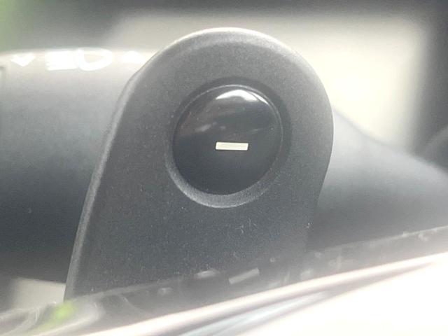 ＭＩＮＩ ジャーミン　クーパーＳ　３ドア　４０台限定車　黒革シート　純正ナビ　バックカメラ　シートヒーター　クルーズコントロール　ＬＥＤヘッド　純正１８インチアルミ　オートライト　デュアルオートエアコン　ルームミラー内蔵ＥＴＣ　禁煙車（23枚目）