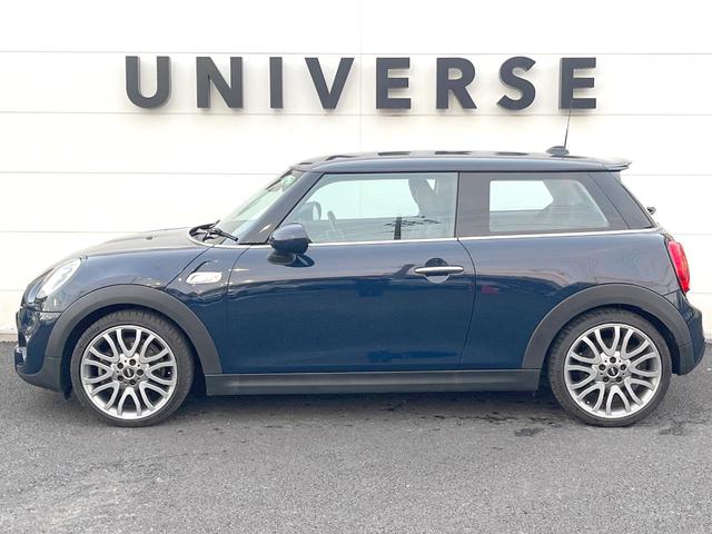 ＭＩＮＩ ジャーミン　クーパーＳ　３ドア　４０台限定車　黒革シート　純正ナビ　バックカメラ　シートヒーター　クルーズコントロール　ＬＥＤヘッド　純正１８インチアルミ　オートライト　デュアルオートエアコン　ルームミラー内蔵ＥＴＣ　禁煙車（31枚目）
