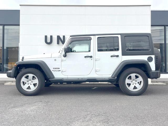 ジープ・ラングラーアンリミテッド スポーツ　Ｐａｎａｓｏｎｉｃ製９型ナビ　ＬＥＤヘッドランプ　フルセグＴＶ　リアビューカメラ　サイドカメラ　オートクルーズコントロール　純正１８インチアルミホイール　革巻きステアリングホイール　ＥＴＣ　禁煙車（24枚目）