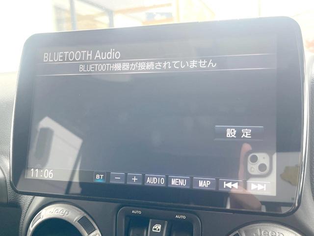 ジープ・ラングラーアンリミテッド スポーツ　Ｐａｎａｓｏｎｉｃ製９型ナビ　ＬＥＤヘッドランプ　フルセグＴＶ　リアビューカメラ　サイドカメラ　オートクルーズコントロール　純正１８インチアルミホイール　革巻きステアリングホイール　ＥＴＣ　禁煙車（27枚目）