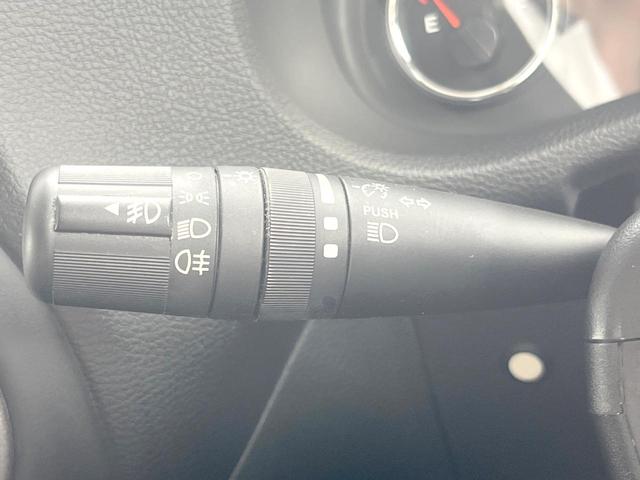 ジープ・ラングラーアンリミテッド スポーツ　Ｐａｎａｓｏｎｉｃ製９型ナビ　ＬＥＤヘッドランプ　フルセグＴＶ　リアビューカメラ　サイドカメラ　オートクルーズコントロール　純正１８インチアルミホイール　革巻きステアリングホイール　ＥＴＣ　禁煙車（33枚目）