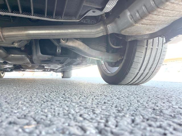 Cクラス C200アバンギャルド AMGライン レザーエクスクルーシブPKG レーダーセーフティPKG 純正ナビTV リアビューカメラ キーレスゴー パワーシート LEDヘッドライト ハイビームアシスト 純正18インチアルミ ETC 禁煙車(22枚目)