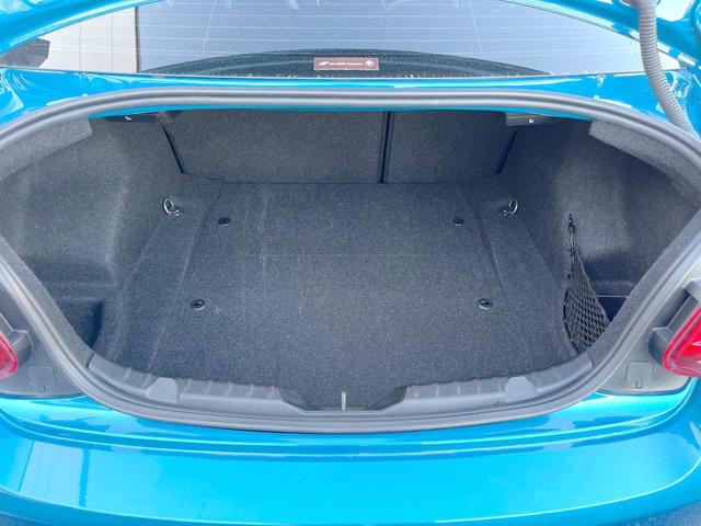 M2 ベースグレード 6MT Harman/Kardon 黒革シート 純正ナビ リアビューカメラ コンフォートアクセス パワーシート シートヒーター ドライビングアシスト LEDヘッドライト 純正19インチアルミ ETC(11枚目)