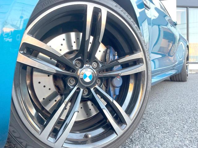 M2 ベースグレード 6MT Harman/Kardon 黒革シート 純正ナビ リアビューカメラ コンフォートアクセス パワーシート シートヒーター ドライビングアシスト LEDヘッドライト 純正19インチアルミ ETC(14枚目)