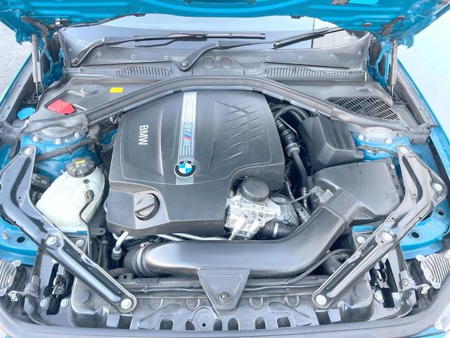 M2 ベースグレード 6MT Harman/Kardon 黒革シート 純正ナビ リアビューカメラ コンフォートアクセス パワーシート シートヒーター ドライビングアシスト LEDヘッドライト 純正19インチアルミ ETC(19枚目)