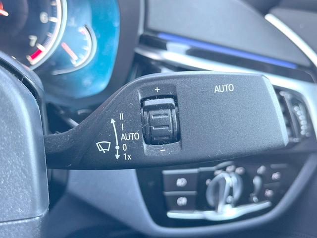 ５シリーズ ５３０ｉ　エディション　ミッション：インポッシブル　特別仕様車　ナイトブルー革スポーツシート　ｈａｒｍａｎ／ｋａｒｄｏｎサウンドシステム　ヘッドアップディスプレイ　アダプティブサスペンション　純正ナビ　全周囲カメラ　アクティブクルーズコントロール（40枚目）