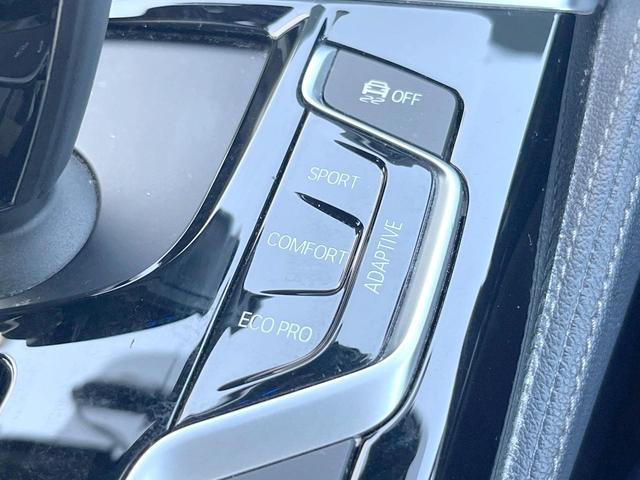 ５シリーズ ５３０ｉ　エディション　ミッション：インポッシブル　特別仕様車　ナイトブルー革スポーツシート　ｈａｒｍａｎ／ｋａｒｄｏｎサウンドシステム　ヘッドアップディスプレイ　アダプティブサスペンション　純正ナビ　全周囲カメラ　アクティブクルーズコントロール（45枚目）