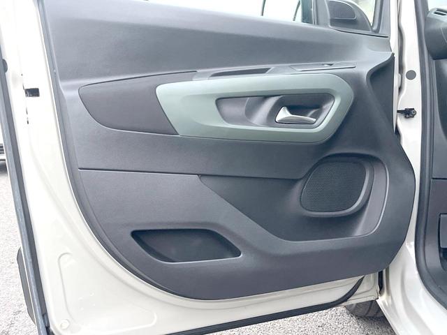 ベルランゴ シャイン XTR パック 特別仕様 マルチパノラミックルーフ 純正ナビTV Applecarplay対応 全周囲カメラ アダプティブクルーズ ブラインドスポット レーンキープ LEDヘッドランプ 純正17インチアルミ ETC(48枚目)