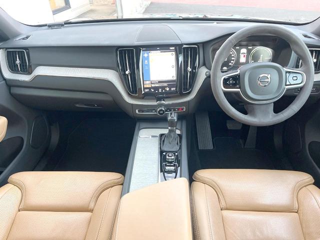 ＸＣ６０ Ｄ４　ＡＷＤ　インスクリプション　サンルーフ　茶革シート　車間警告機能　純正ナビＴＶ　３６０度カメラ　アダプティブクルーズ　全席シートヒーター　ベンチレーション　レーンキープ　ブラインドスポット　ＨＵＤ　純正１９インチアルミ　ＥＴＣ（2枚目）