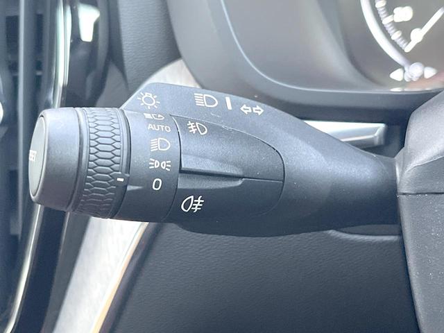 ＸＣ６０ Ｄ４　ＡＷＤ　インスクリプション　サンルーフ　茶革シート　車間警告機能　純正ナビＴＶ　３６０度カメラ　アダプティブクルーズ　全席シートヒーター　ベンチレーション　レーンキープ　ブラインドスポット　ＨＵＤ　純正１９インチアルミ　ＥＴＣ（33枚目）