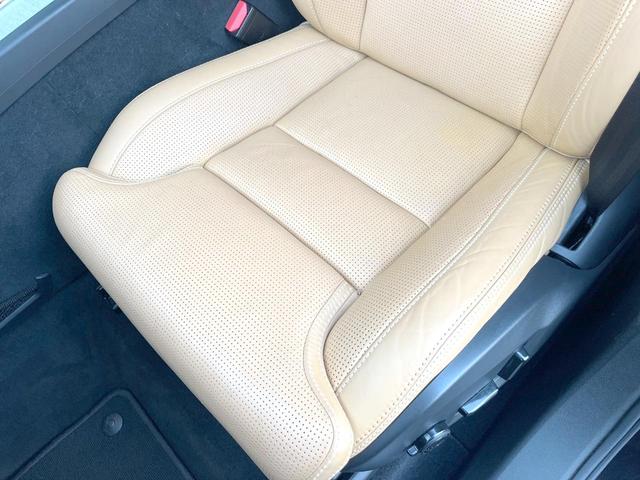 ＸＣ６０ Ｄ４　ＡＷＤ　インスクリプション　サンルーフ　茶革シート　車間警告機能　純正ナビＴＶ　３６０度カメラ　アダプティブクルーズ　全席シートヒーター　ベンチレーション　レーンキープ　ブラインドスポット　ＨＵＤ　純正１９インチアルミ　ＥＴＣ（55枚目）